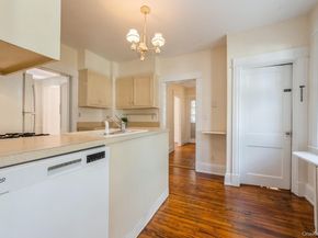 49 High Street, Locust Valley NY 11560