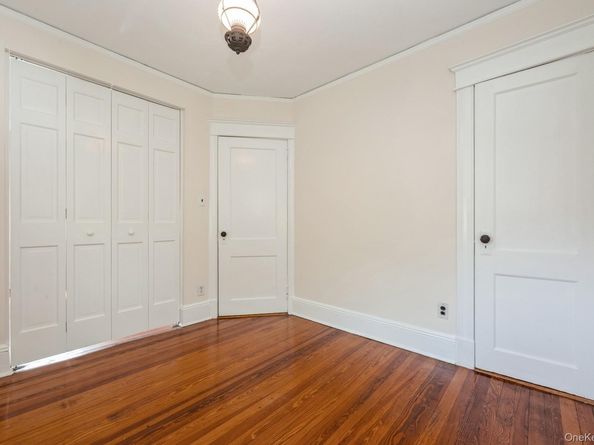 49 High Street, Locust Valley NY 11560