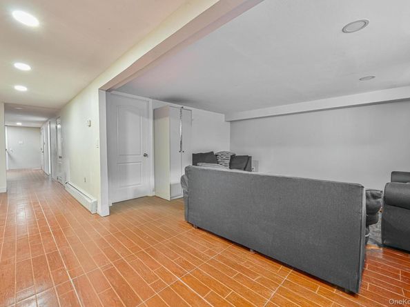 5130 35th Street, Long Island City NY 11101