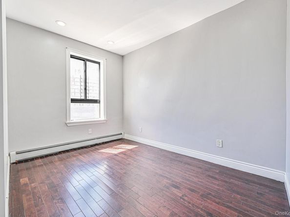 5130 35th Street, Long Island City NY 11101