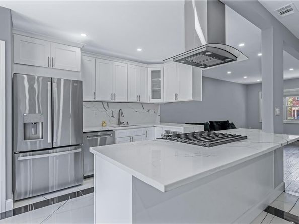 633 Essex Street, Brooklyn NY 11208