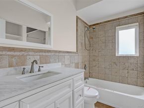 894 Bay 9th Street, West Islip NY 11795