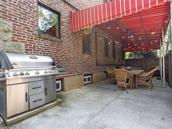 27-01 167th Street, Flushing NY 11358