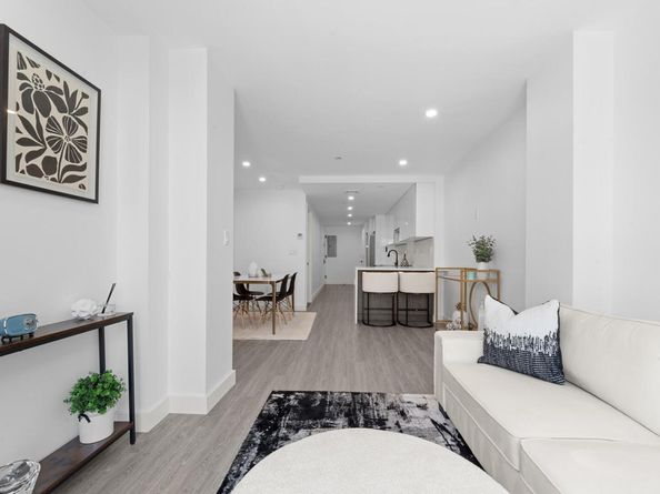 46-40 Vernon Boulevard 2B, Long Island City NY 11101