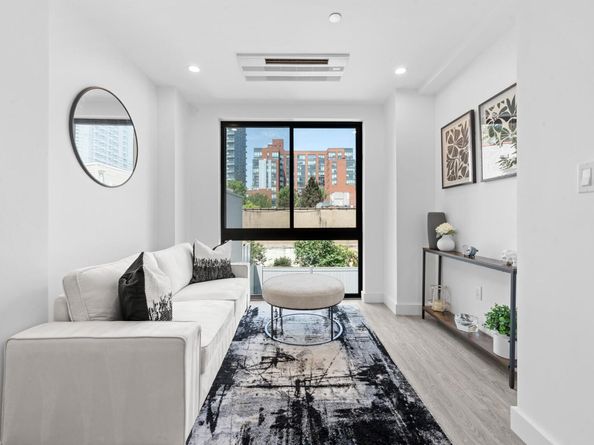 46-40 Vernon Boulevard 2B, Long Island City NY 11101
