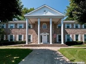 95 Woodlake Drive W 95, Woodbury NY 11797
