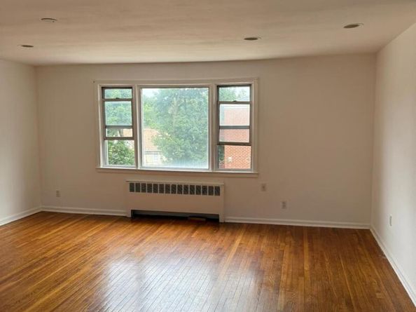 205 West Post Road 2H, White Plains NY 10606