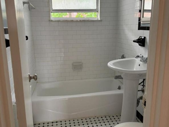 205 West Post Road 2H, White Plains NY 10606