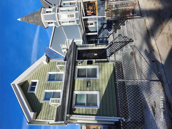10209 87th Avenue, Richmond Hill NY 11418