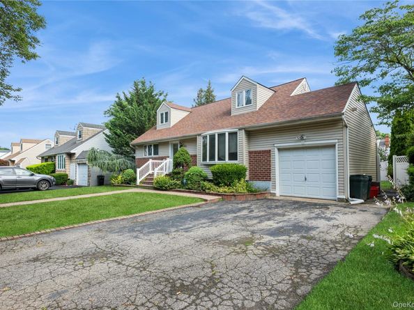 815 Sunshine Avenue, West Hempstead NY 11552