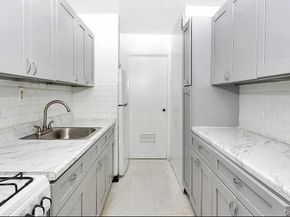153-25 88th Street 1J, Howard Beach NY 11414