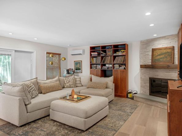 23 Whistler Hill Lane, Elwood NY 11743
