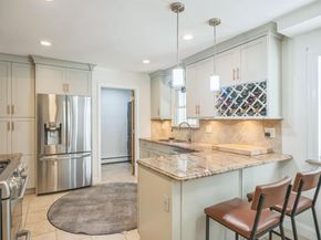 23 Whistler Hill Lane, Elwood NY 11743