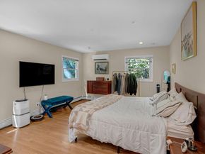 23 Whistler Hill Lane, Elwood NY 11743
