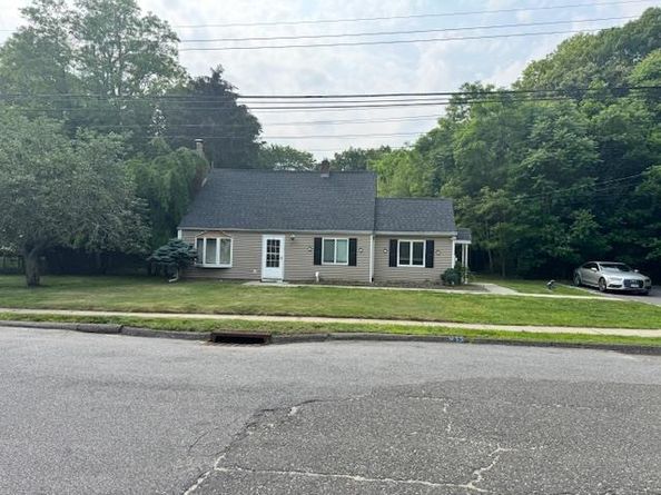 26 Lindner, Smithtown NY 11787