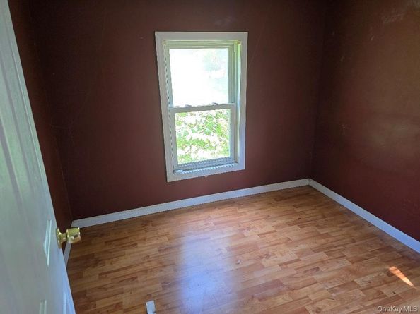 29 Bell Avenue, Aquebogue NY 11931