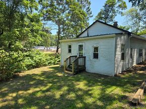 29 Bell Avenue, Aquebogue NY 11931