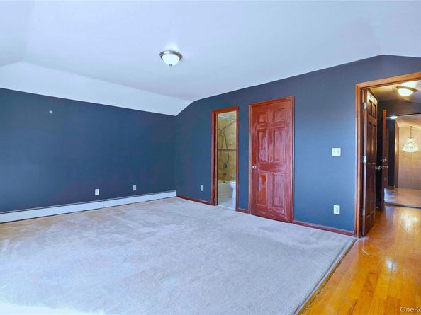 6536 Metropolitan Avenue, Middle Village NY 11379