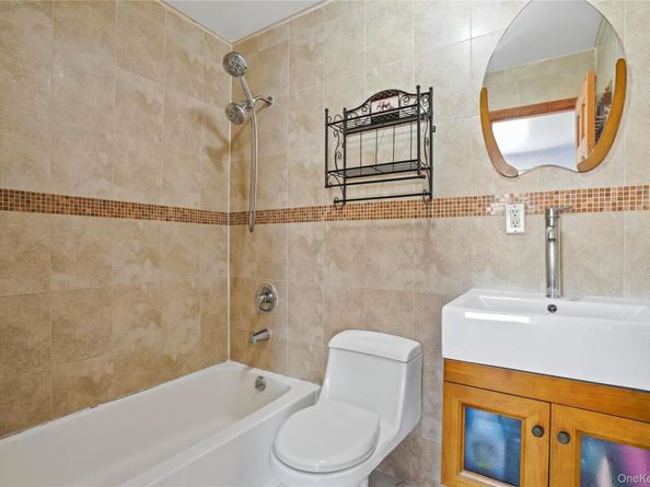 6536 Metropolitan Avenue, Middle Village NY 11379