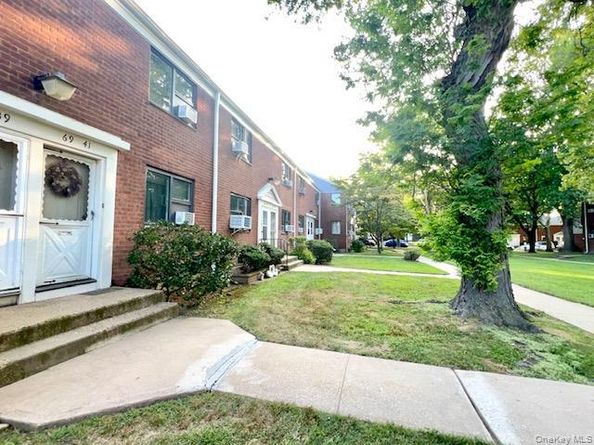 69-41 218 Street Duplex, Bayside NY 11364