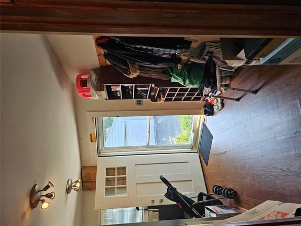 127 Hempstead Avenue, Lynbrook NY 11563