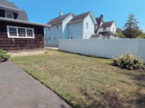 127 Hempstead Avenue, Lynbrook NY 11563