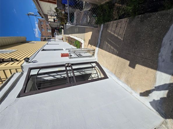 551B Vincent Avenue, Bronx NY 10465