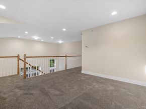 21 Steven Circle 21, Dix Hills NY 11746