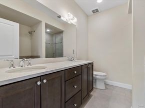 21 Steven Circle 21, Dix Hills NY 11746