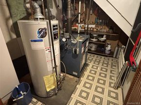 62 Poppy Avenue, Franklin Square NY 11010