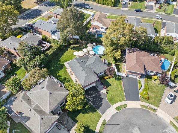 1144 Greenway Court, Seaford NY 11783