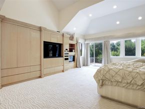 6 Old Wagon Lane, Old Westbury NY 11568
