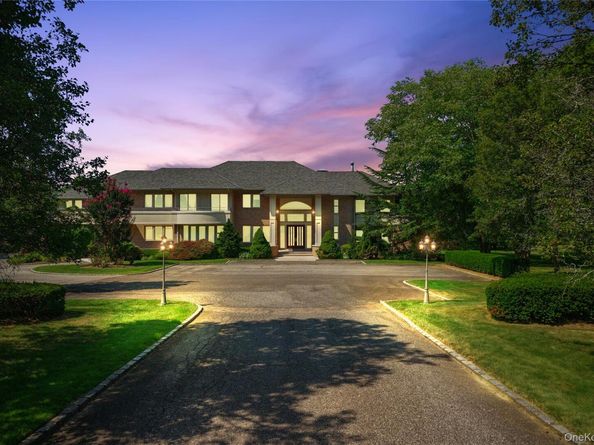6 Old Wagon Lane, Old Westbury NY 11568