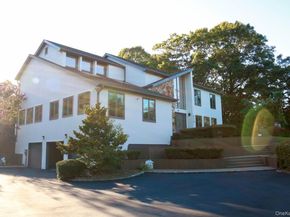 10 Cedarfield Terrace, Saint James NY 11780