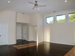 10 Cedarfield Terrace, Saint James NY 11780