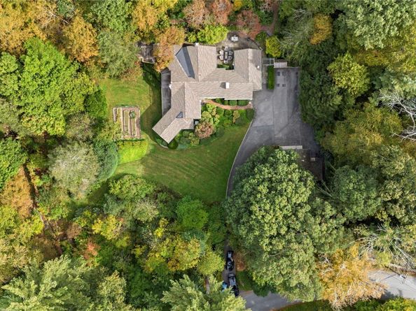 40 Baylis Lane, Bedford NY 10506