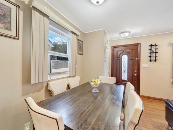 35 Myers Avenue, Hicksville NY 11801