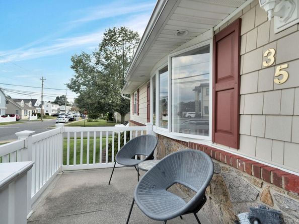 35 Myers Avenue, Hicksville NY 11801