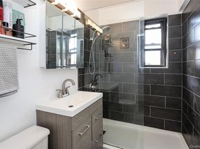 147-10 84th Road 6K, Briarwood NY 11435