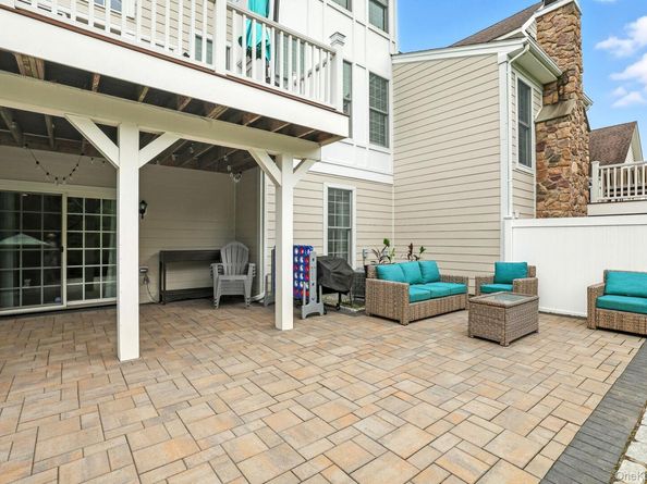 30 Dennis Lane, Pleasantville NY 10570