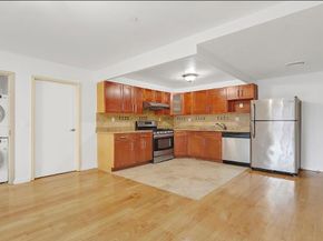 140-75 Ash 4B, Flushing NY 11355
