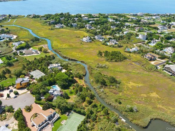 29 Stillwaters Lane, Westhampton Beach NY 11978