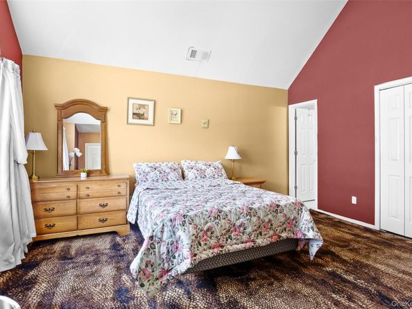106 Chanel Drive E, Brookhaven NY 11967