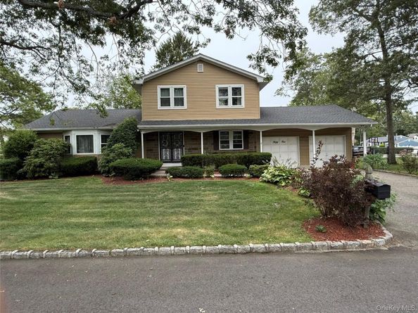 51 Columbia Street, West Babylon NY 11704