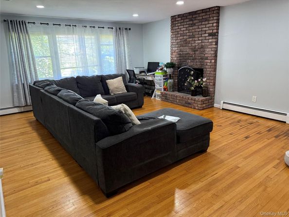51 Columbia Street, West Babylon NY 11704