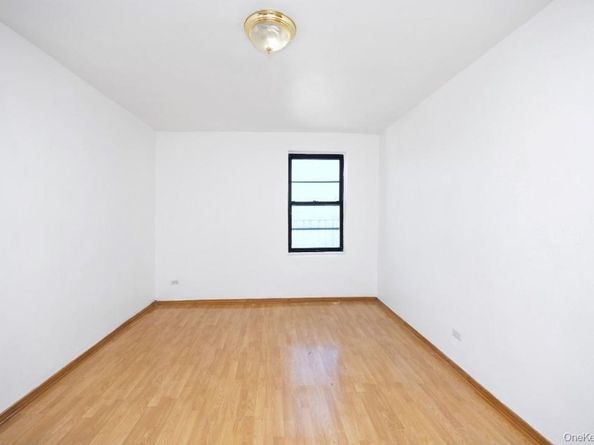 44-25 Macnish Street 6D, Elmhurst NY 11373