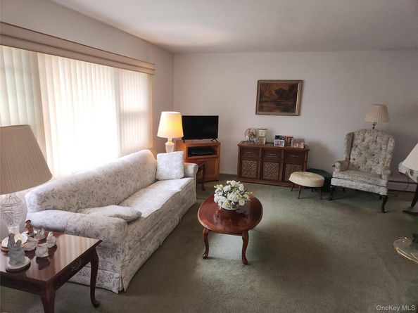 41 Meade Avenue, Bethpage NY 11714