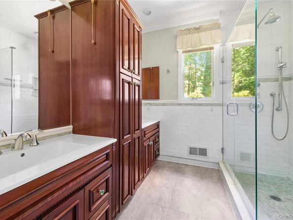 120 McLain Street, Bedford Corners NY 10549