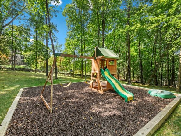 120 McLain Street, Bedford Corners NY 10549