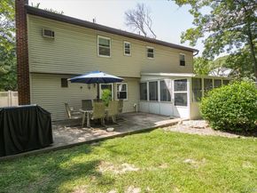 588 Boxwood Drive, Shirley NY 11967